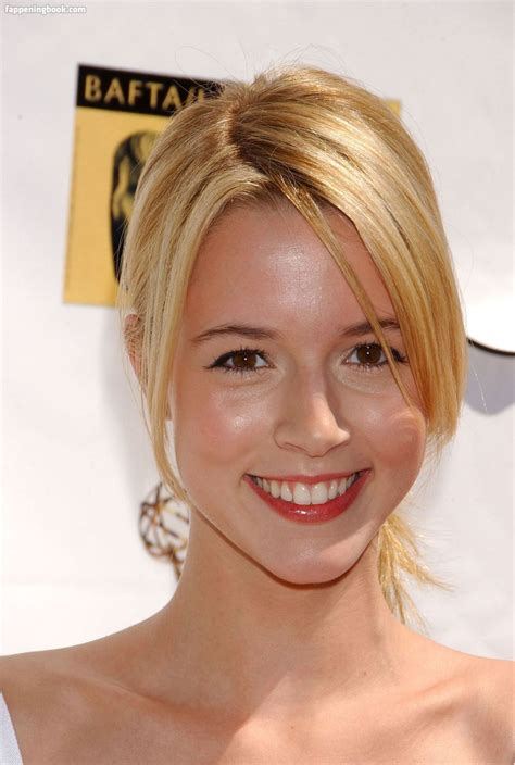 alona tal nudity